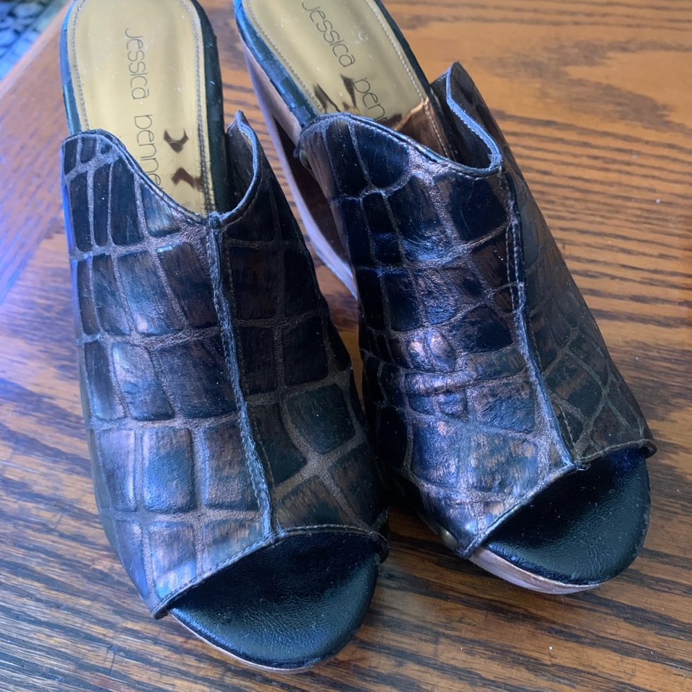 Jessica Simpson Black Croc-Embossed Women's Mules